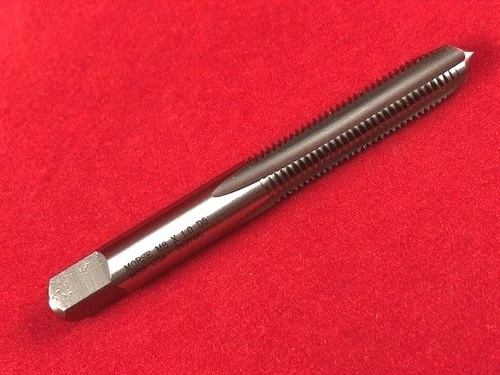 Picture of Morse Cutting Tools 35246 M8 X 1 Sp Pt Plug Tap Threading Taping